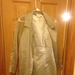Cache cocktail dress size 10 color is light sage